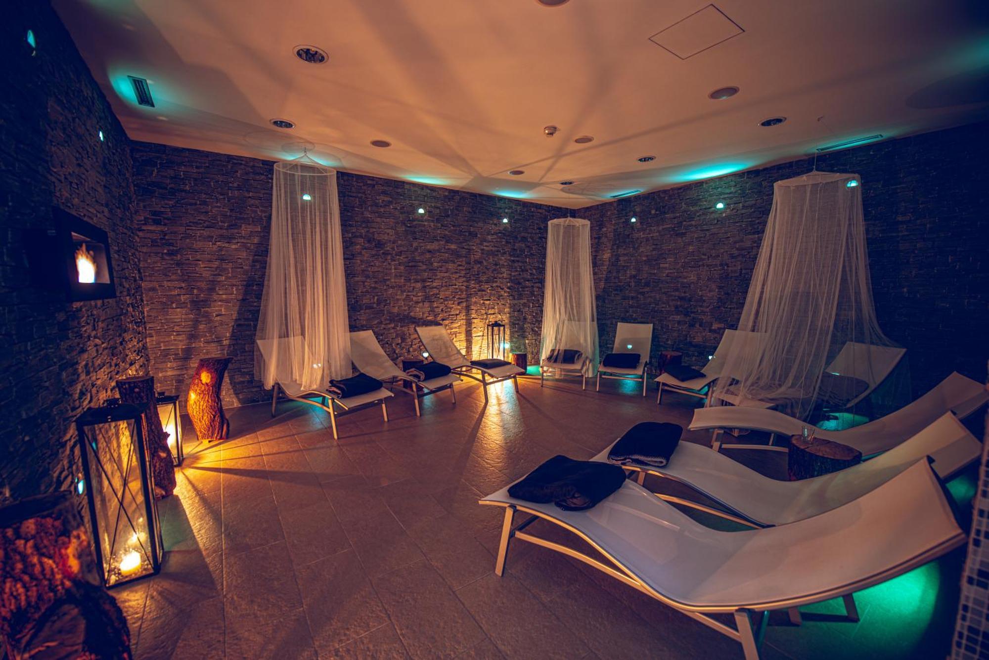 Wellness Hotel Vista โดลนี โมราวา ภายนอก รูปภาพ